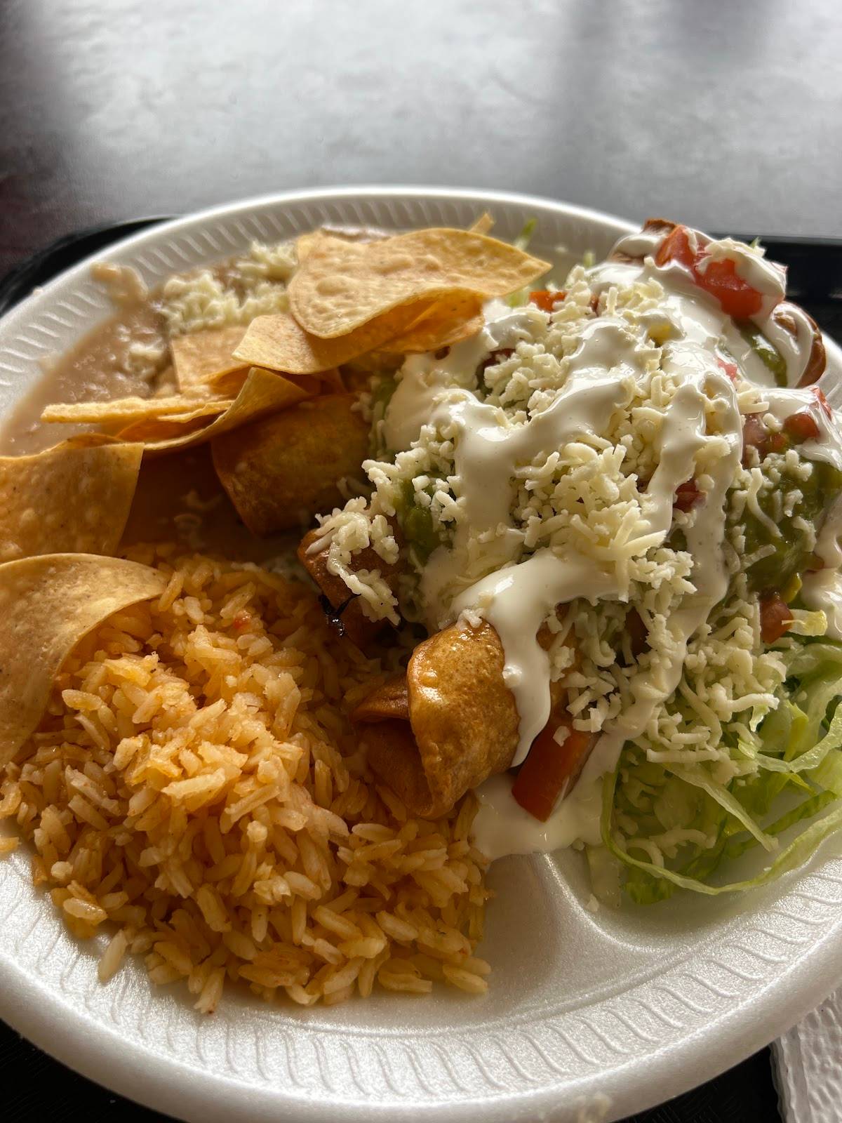 El Caporal restaurant in Los Angeles - photo 4