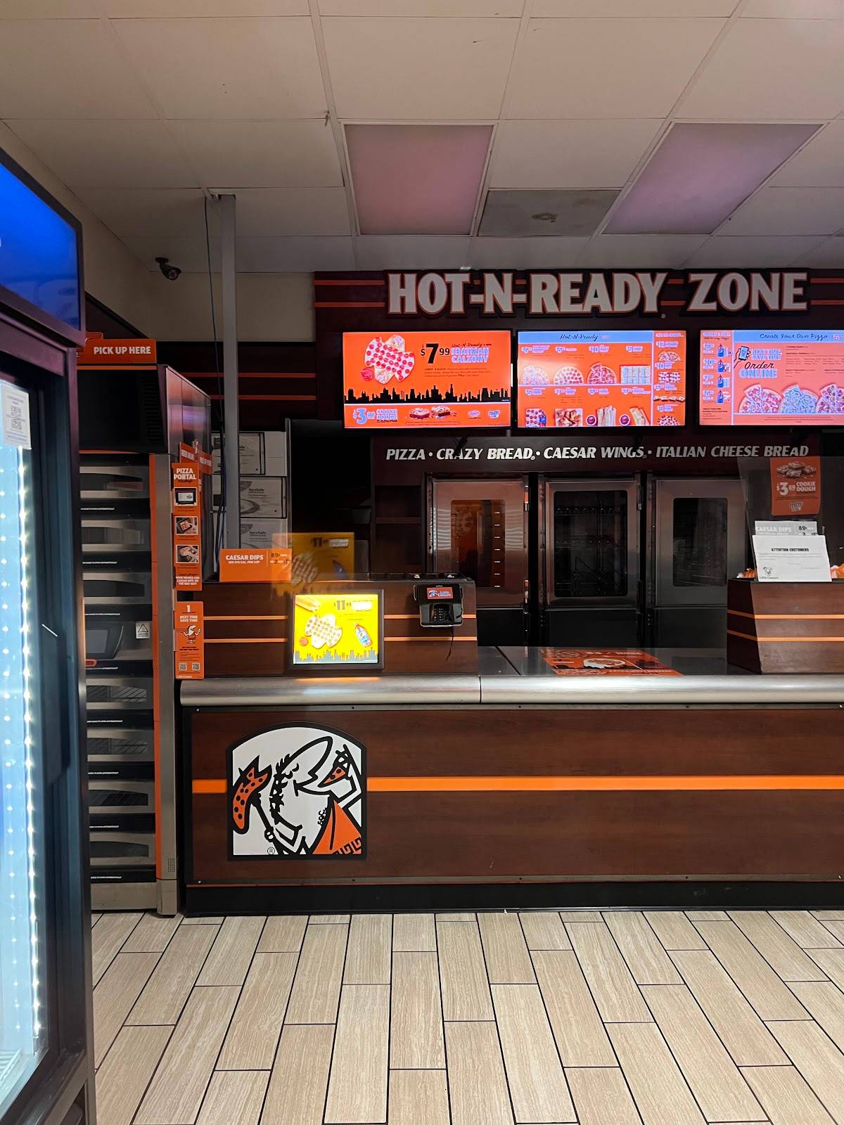Little Caesars Pizza restaurant in Richmond - photo 5