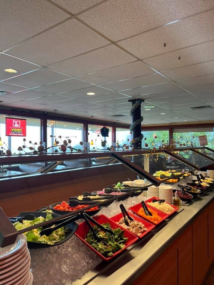 The Hill Buffet & Grill restaurant in Newport - photo 2