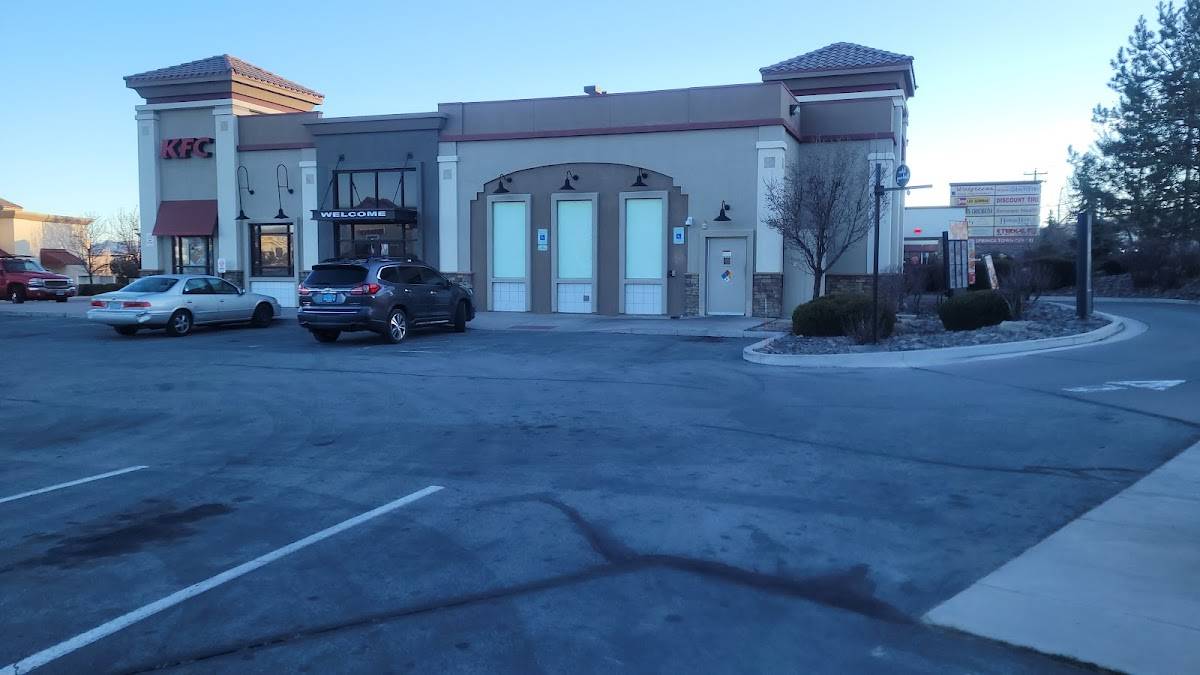 KFC restaurant in Sparks - photo 4