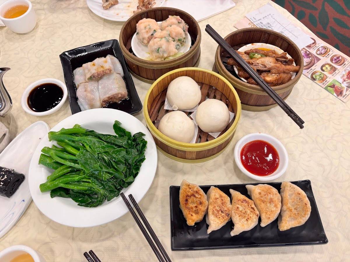 Hong Kong Lounge restaurant in San Francisco - photo 4