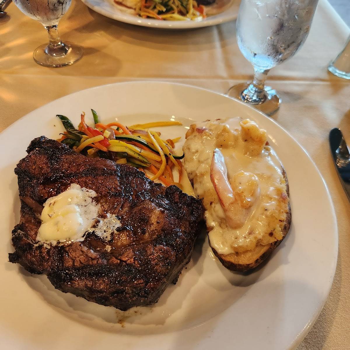 Tommy's Restaurant restaurant in Visalia - photo 4