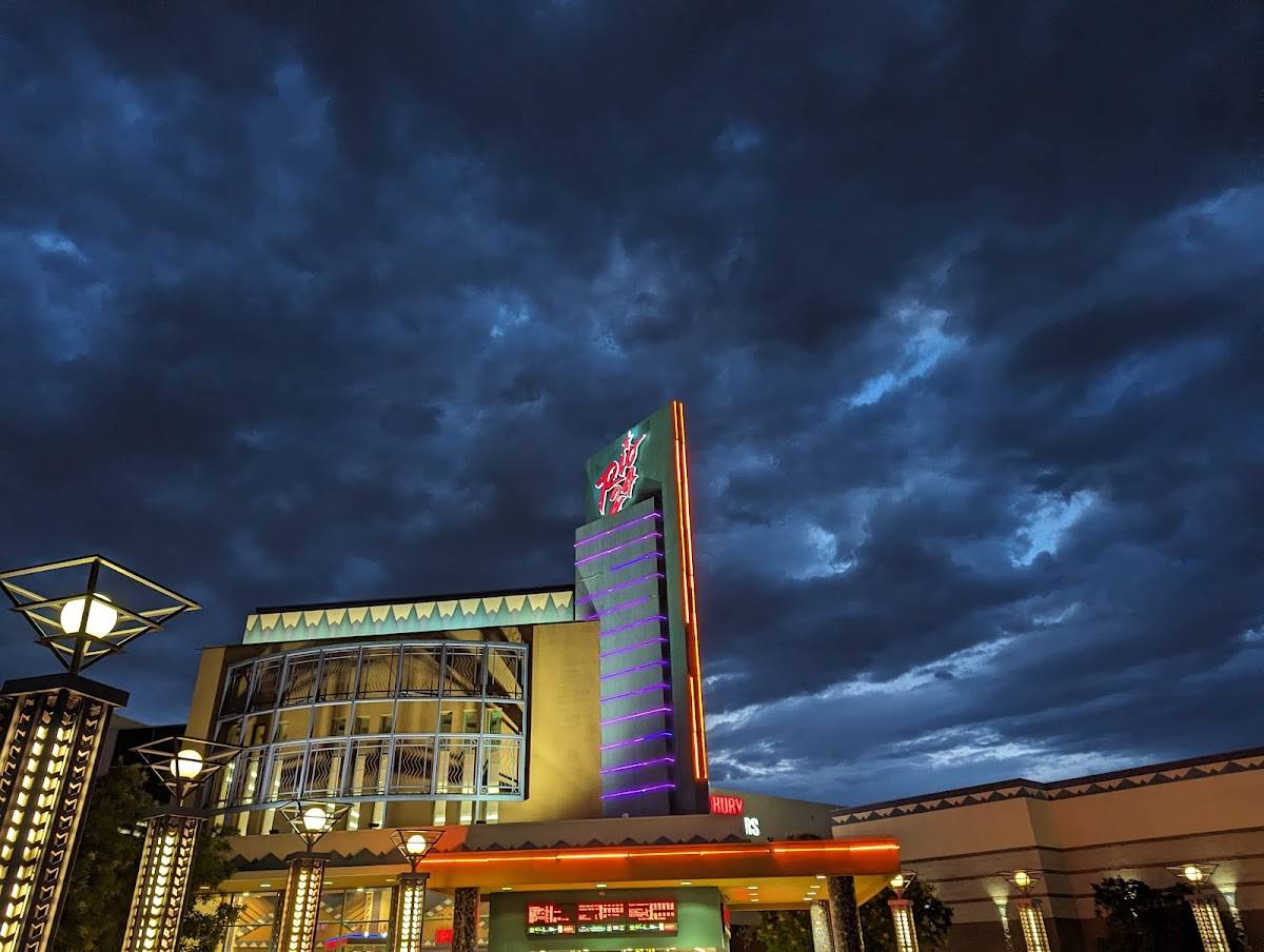 Cinemark Century Rio Plex 24 and XD restaurant in Albuquerque - photo 2