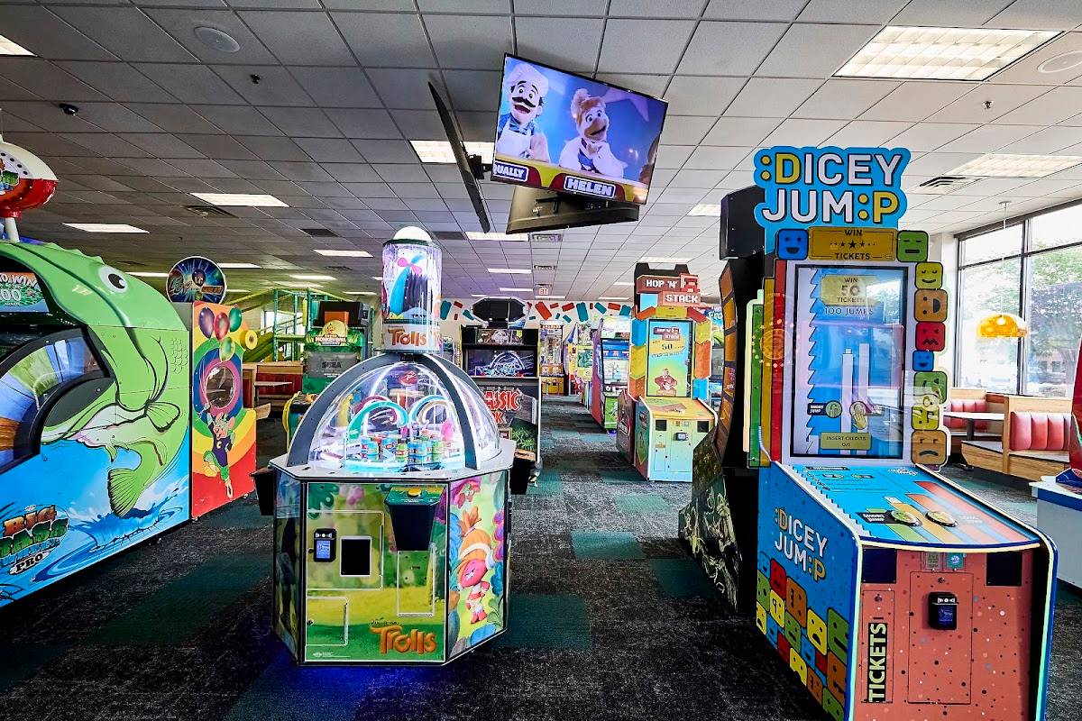 Chuck E. Cheese restaurant in Houston - photo 4