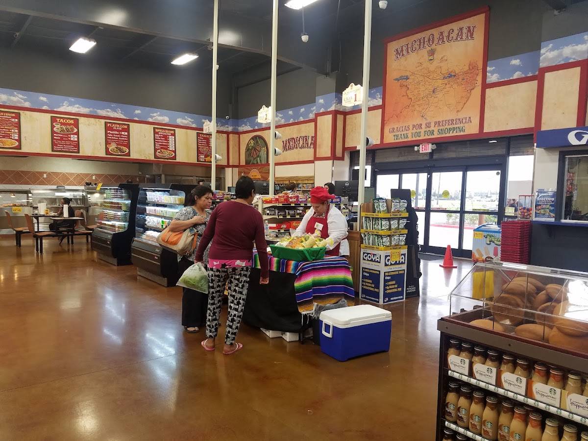 La Michoacana Meat Market restaurant in Katy - photo 4