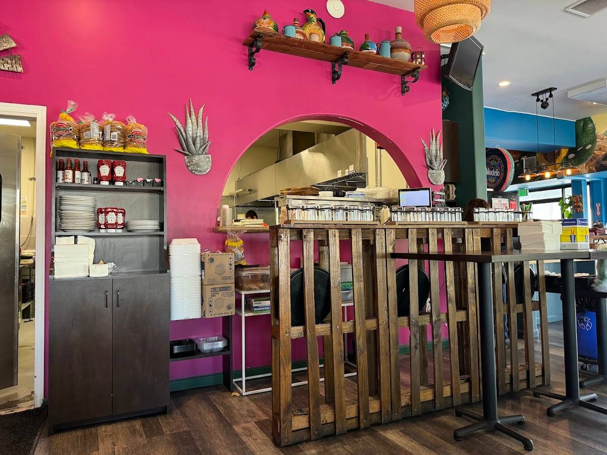 Chiguacle, Restaurant & Tortilleria restaurant in Los Angeles - photo 10