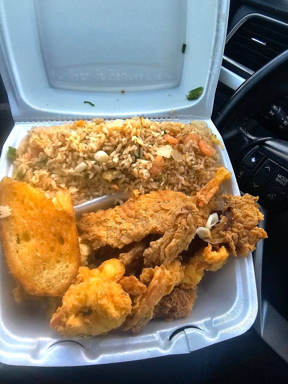 Opelousas Chicken & Seafood restaurant in Gretna - photo 4