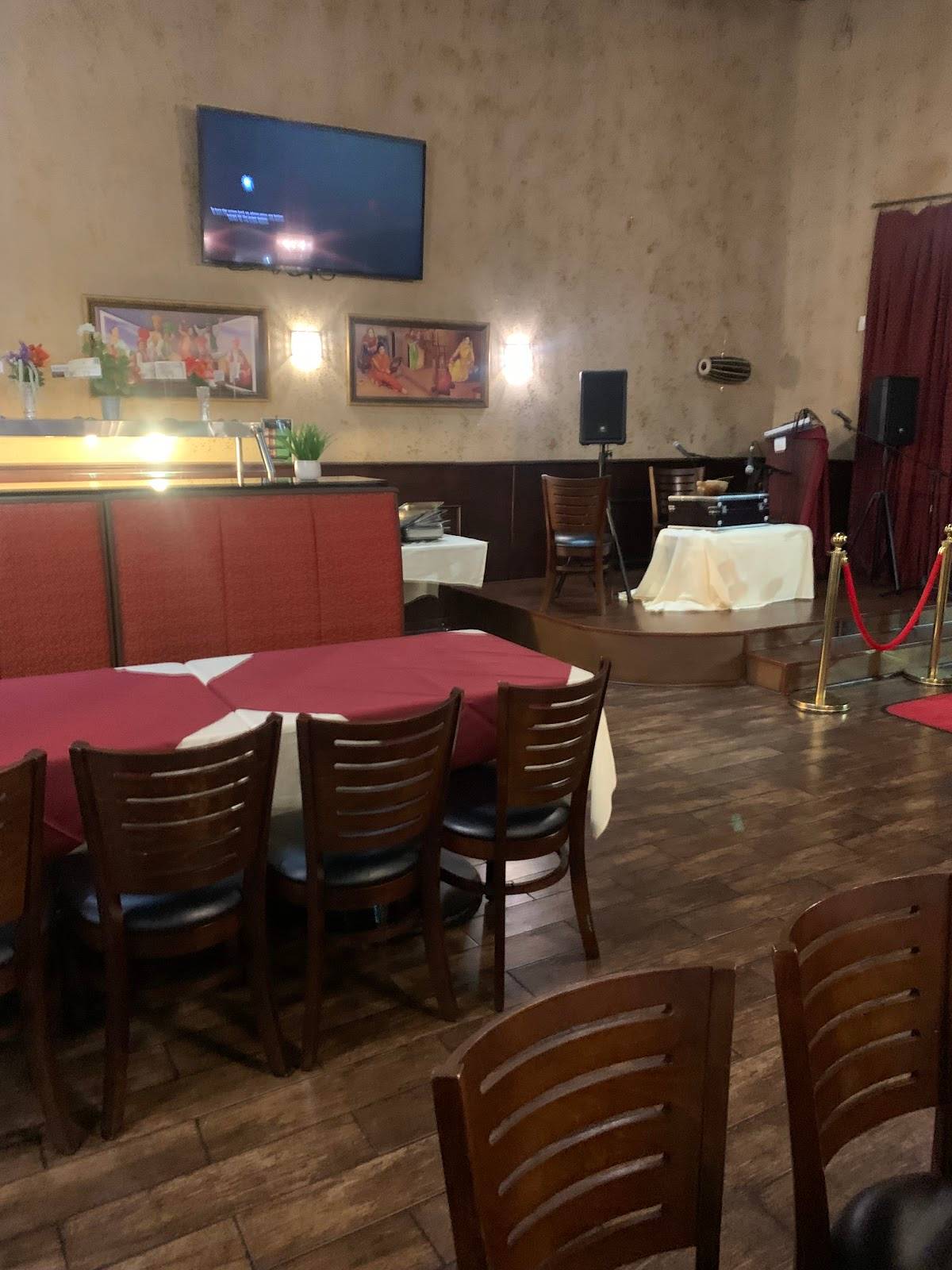 Three Leaf Nepalese Indian Cuisine restaurant in Houston - photo 5