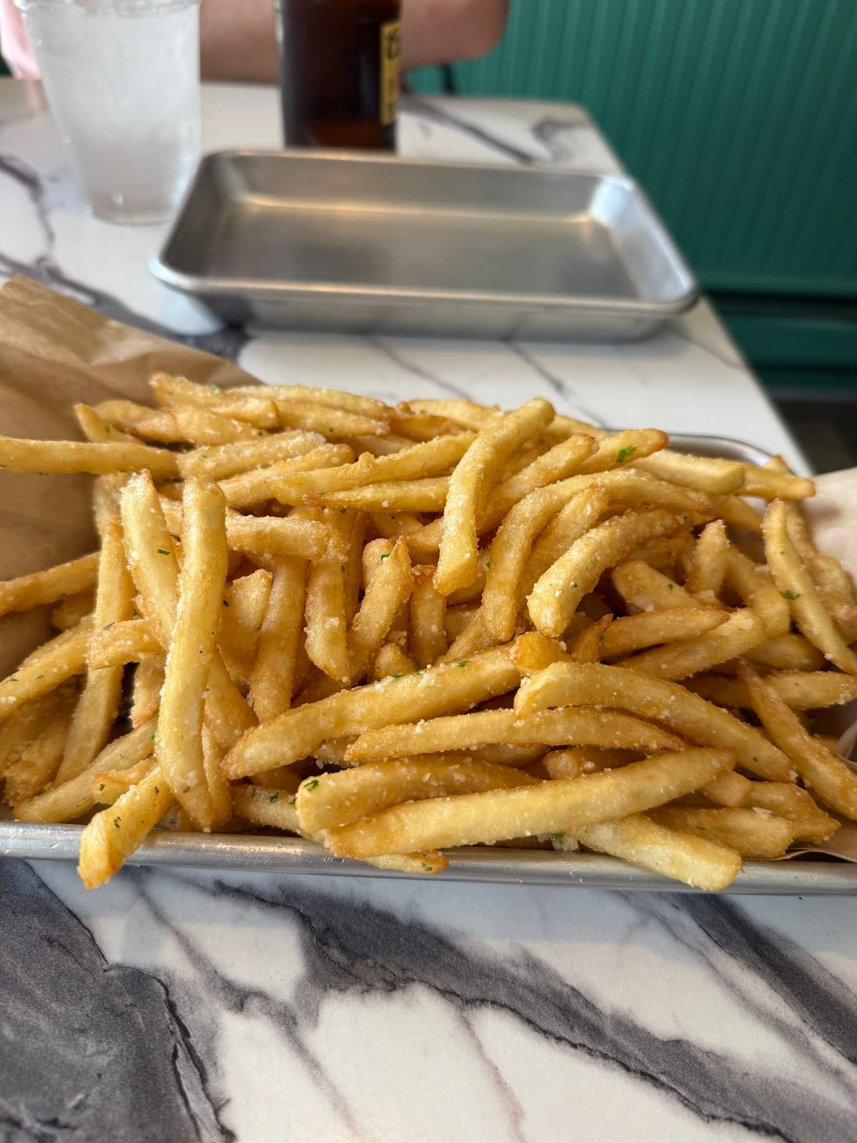 Franciosi Brothers Tap and Table restaurant in Hayden - photo 4