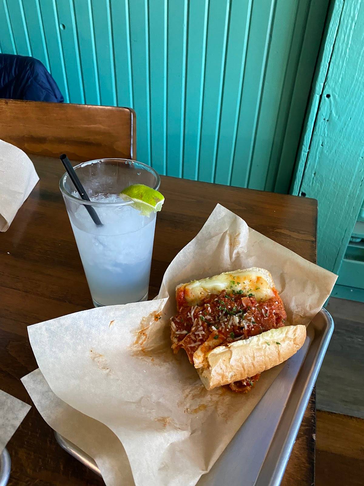 Franciosi Brothers Tap and Table restaurant in Hayden - photo 8