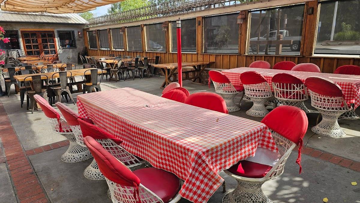 Sagebrush Cantina restaurant in Calabasas - photo 6