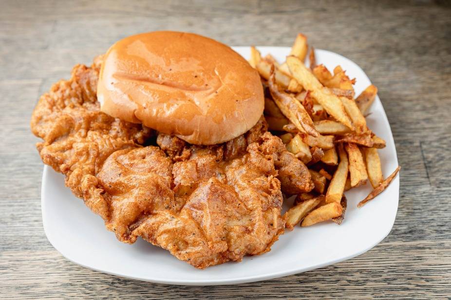 Freddy's Cafe restaurant in Houston - photo 3