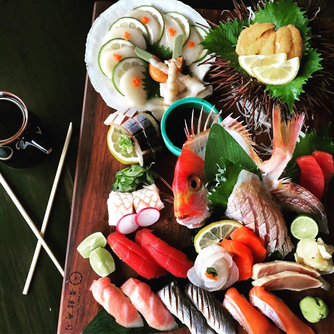 Blue Ribbon Sushi Bar & Grill restaurant in Los Angeles - photo 2