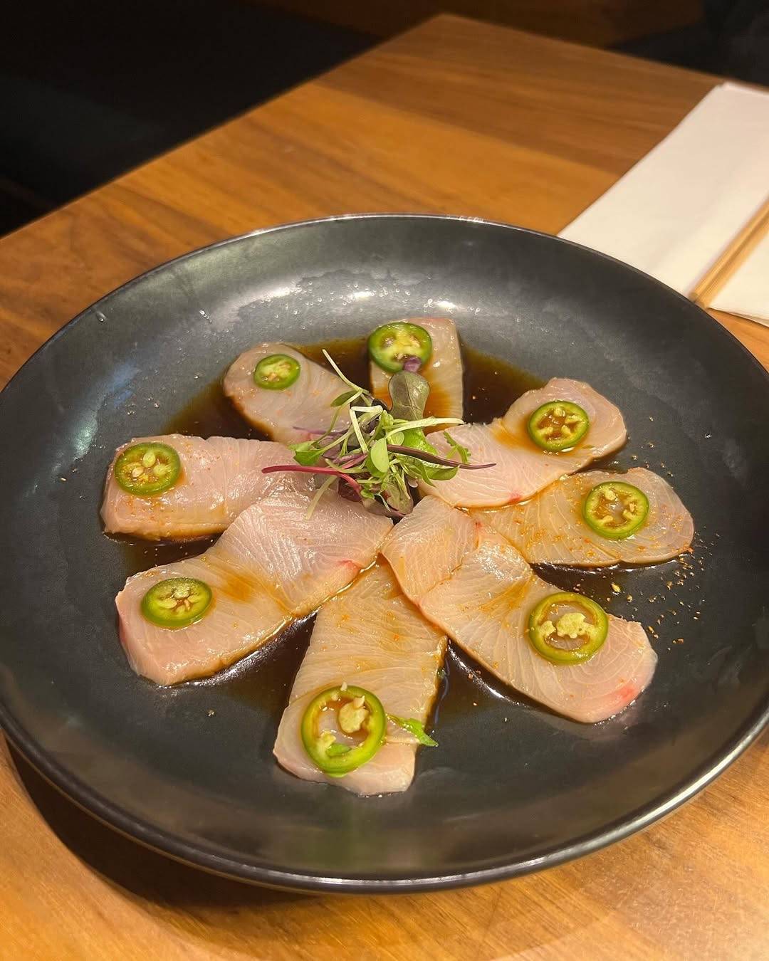 Blue Ribbon Sushi Bar & Grill restaurant in Los Angeles - photo 9