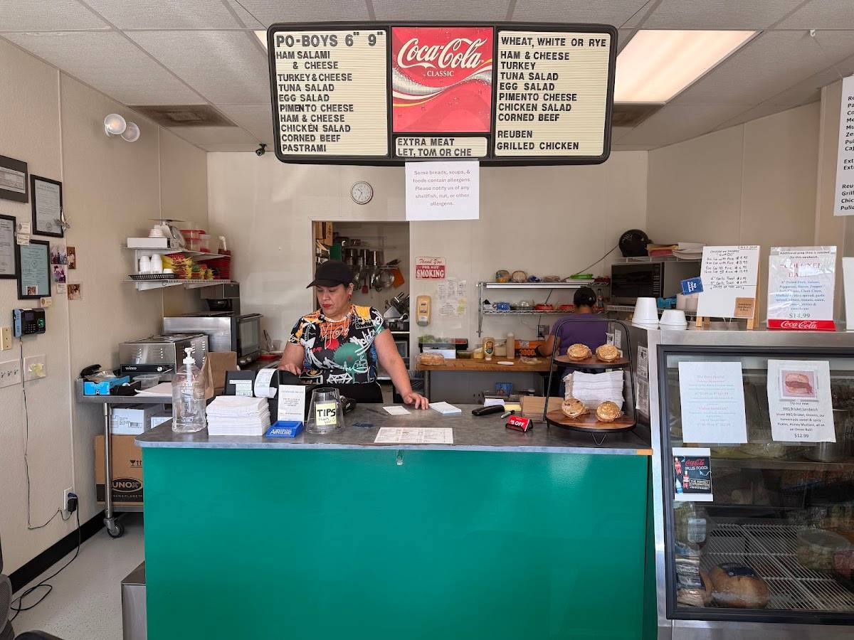 Dixie Deli restaurant in Houston - photo 1