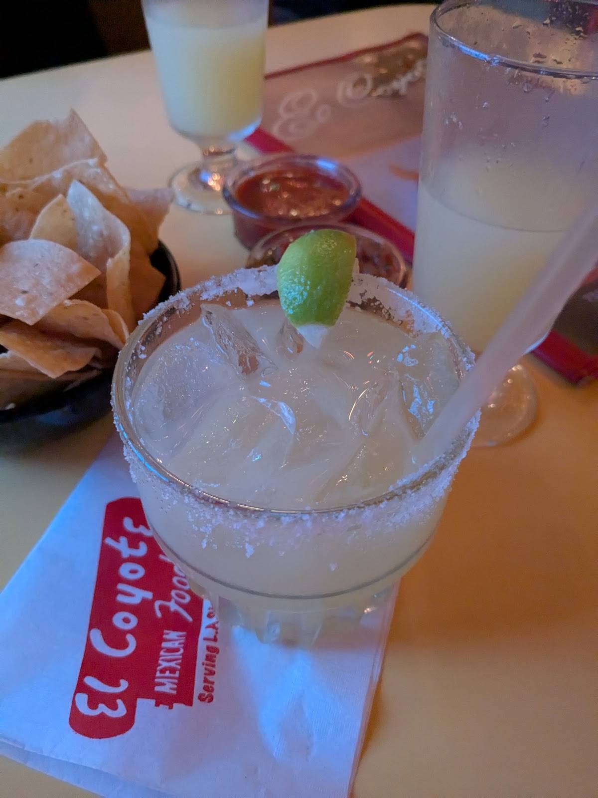 El Coyote restaurant in Los Angeles - photo 9
