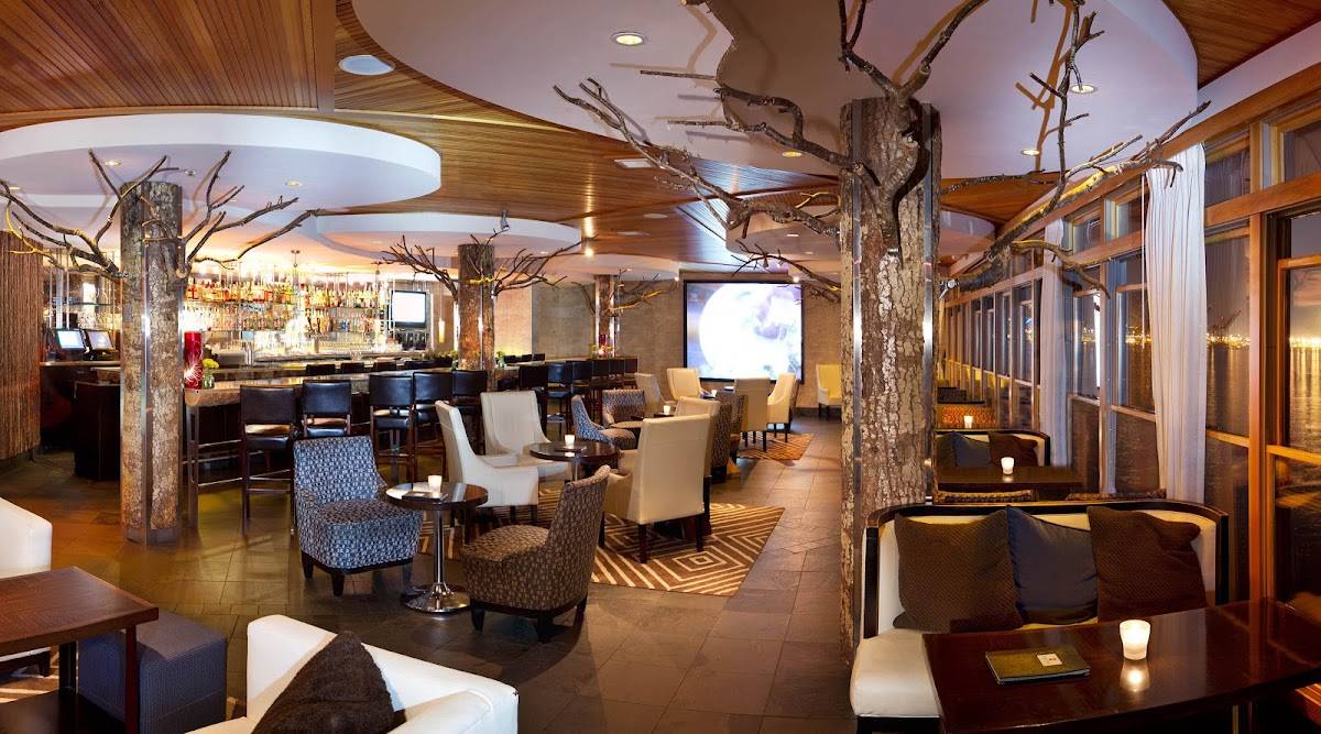 Six Seven Restaurant restaurant in Seattle - main photo
