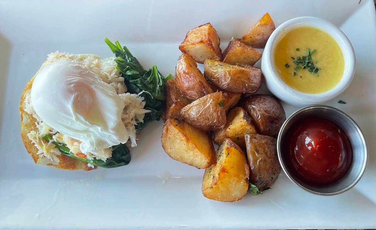 Six Seven Restaurant restaurant in Seattle - photo 9