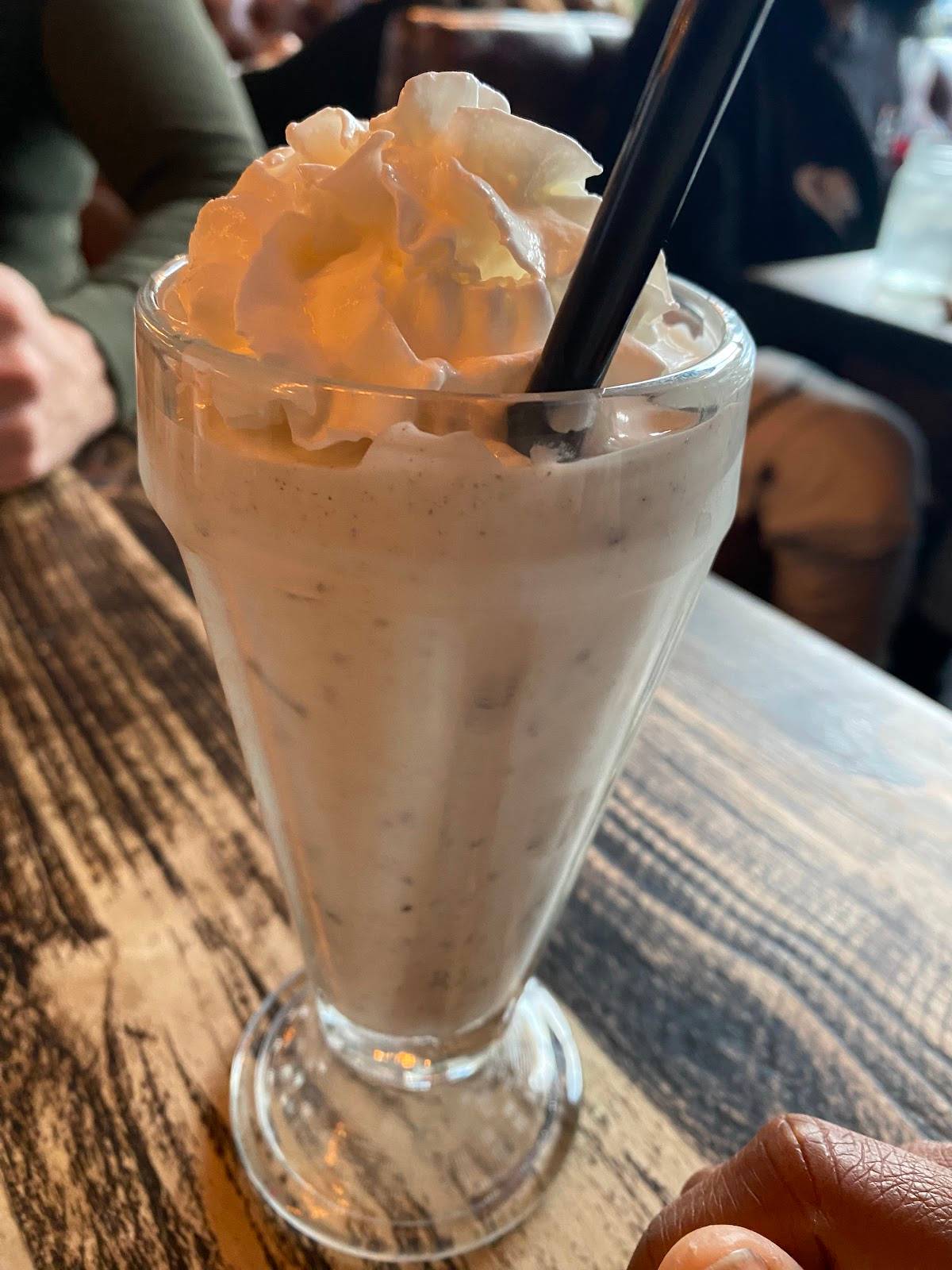 Broderick Roadhouse restaurant in Walnut Creek - photo 8