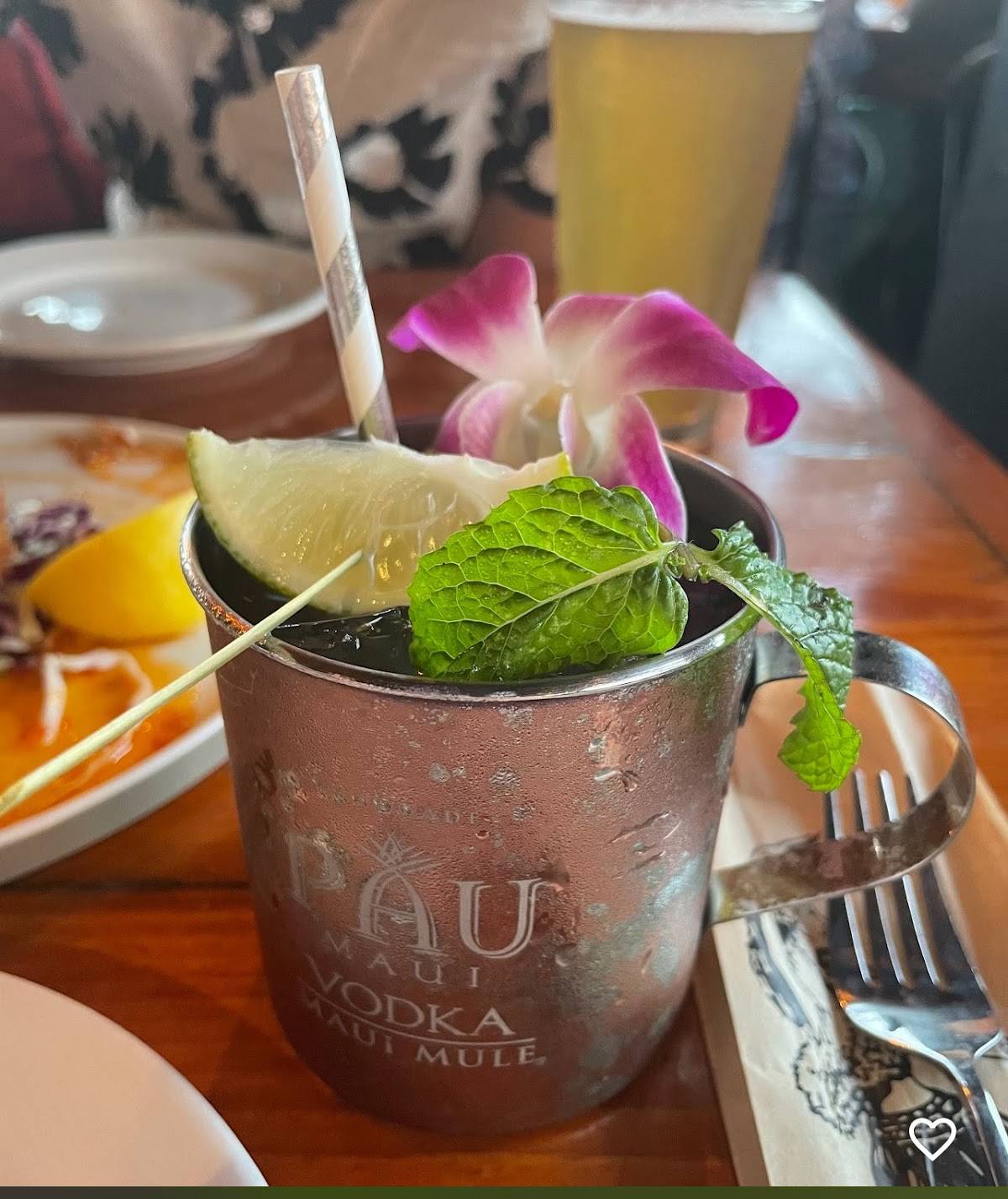 Lulu's Waikiki restaurant in Honolulu - photo 8