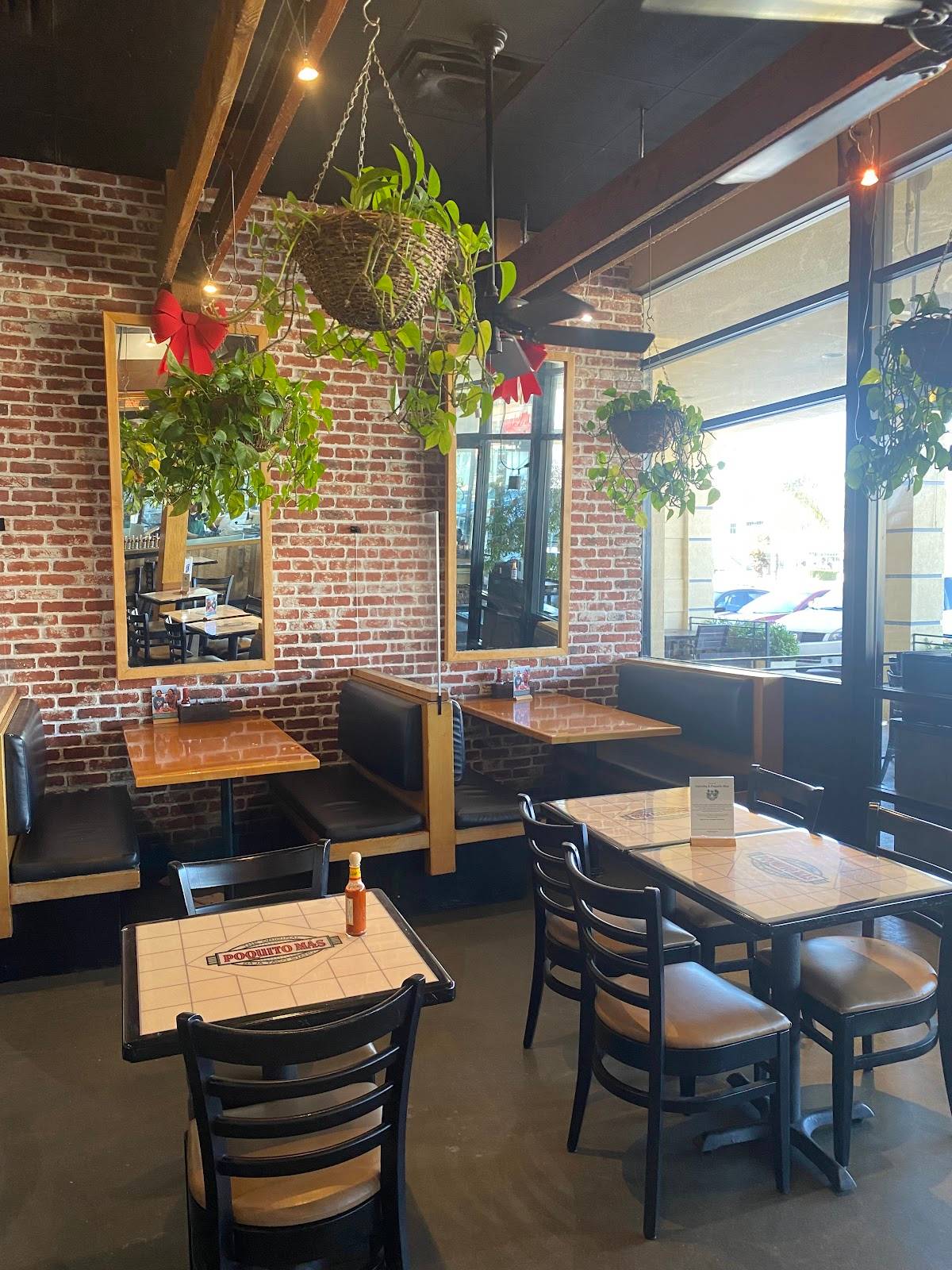 Poquito Más restaurant in Los Angeles - main photo