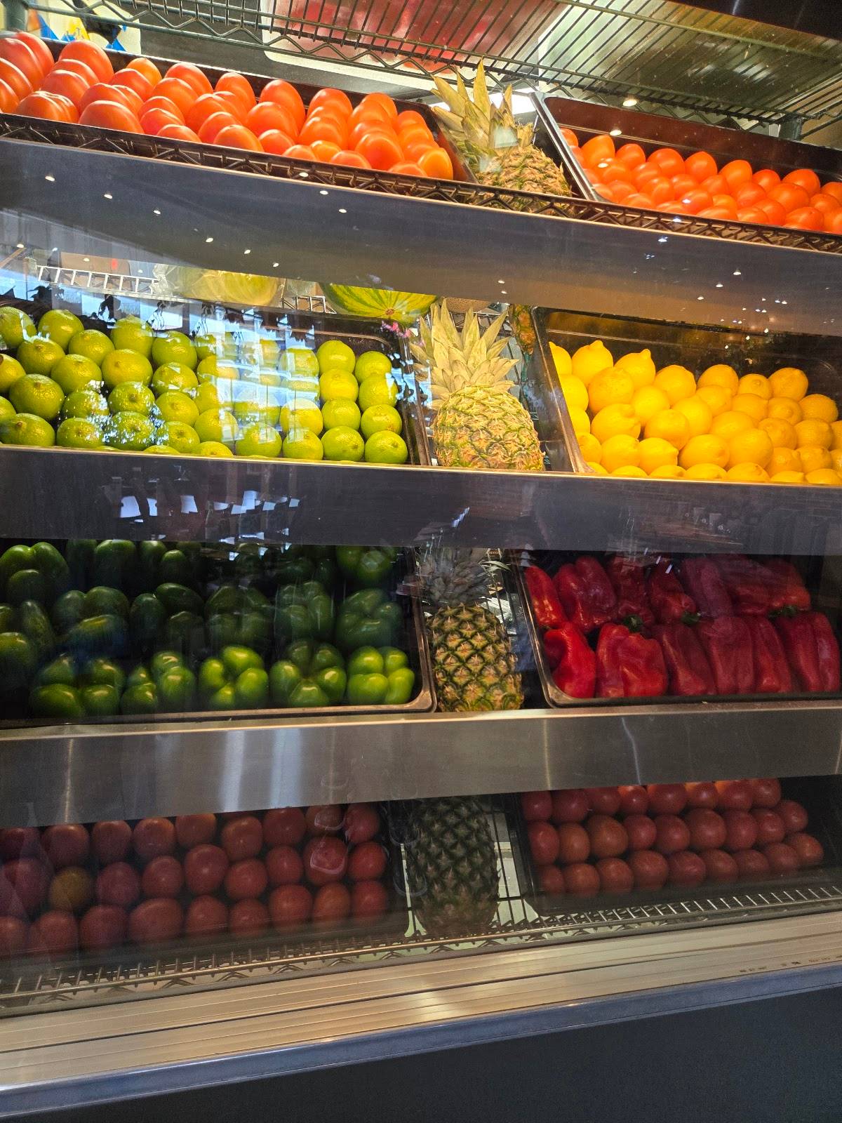 Poquito Más restaurant in Los Angeles - photo 6