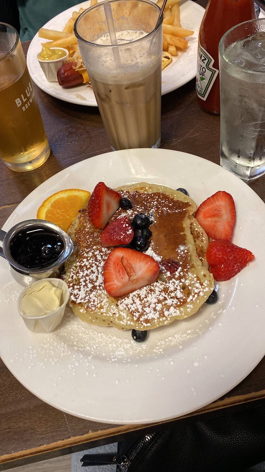 George's restaurant in New York - photo 3