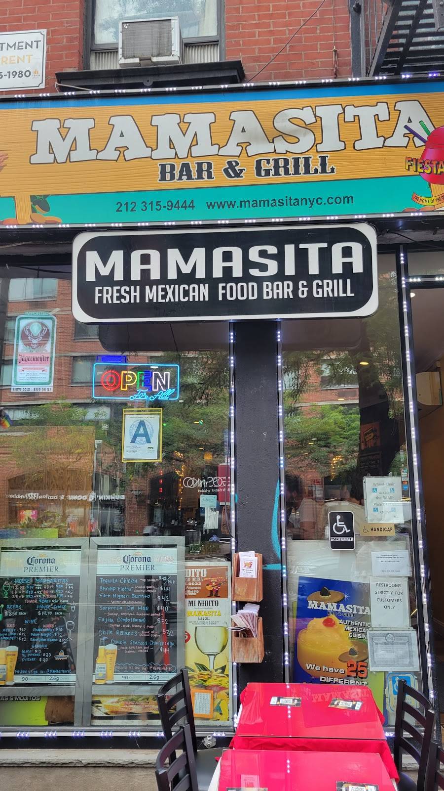 Mamasita Bar & Grill restaurant in New York City - photo 5