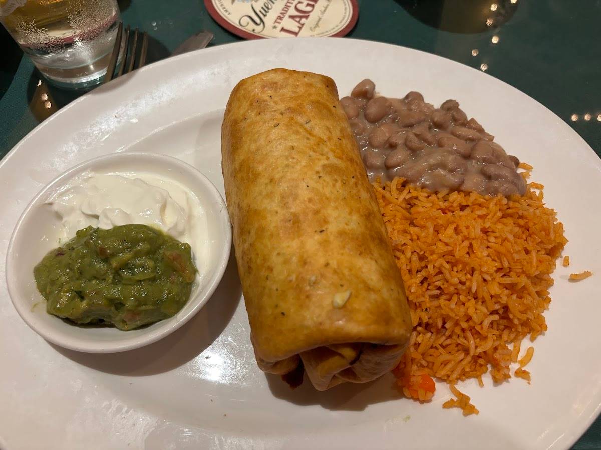 Mamasita Bar & Grill restaurant in New York City - photo 6
