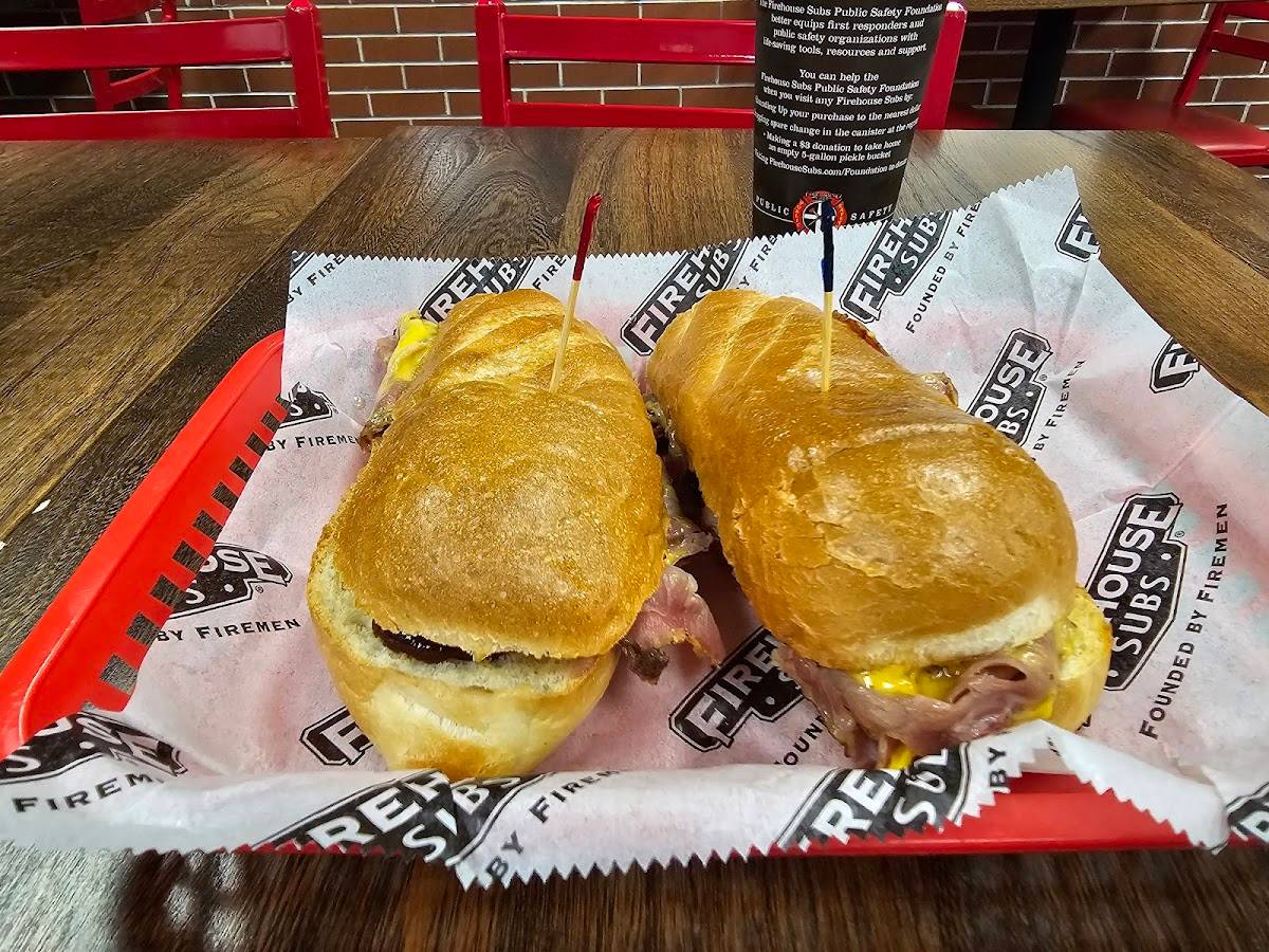 Firehouse Subs Iron Horse restaurant in Sparks - photo 3