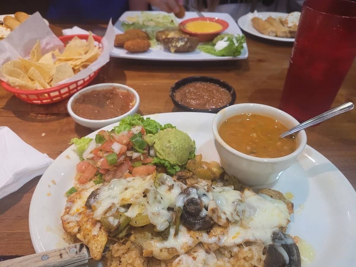 Jardin Corona restaurant in Austin - photo 3