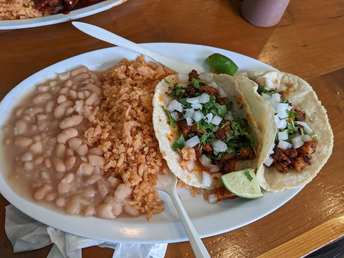 Tacos El Compa Taqueria restaurant in San Jose - photo 7