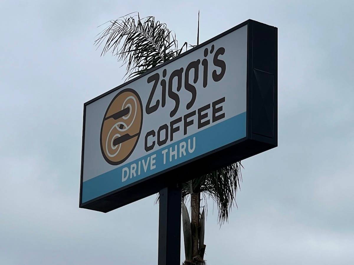 Ziggi's Coffee restaurant in Hawthorne - photo 7
