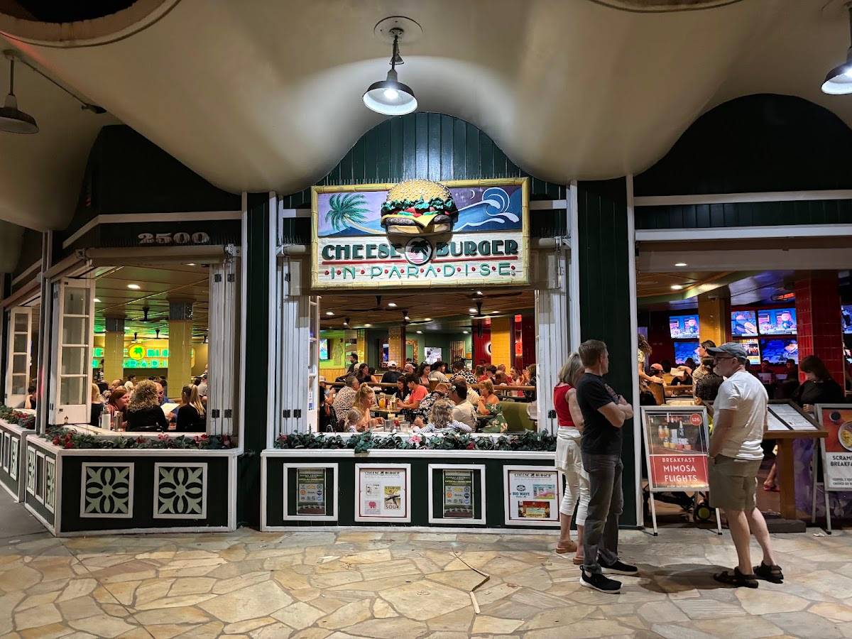 Cheeseburger In Paradise restaurant in Honolulu - photo 8