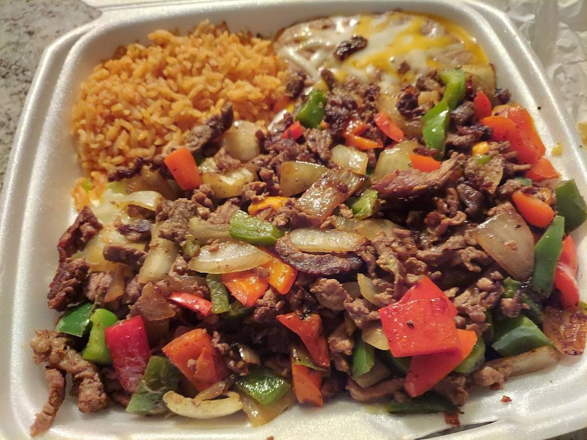 Rivas Mexican Grill #13 restaurant in Sparks - photo 7