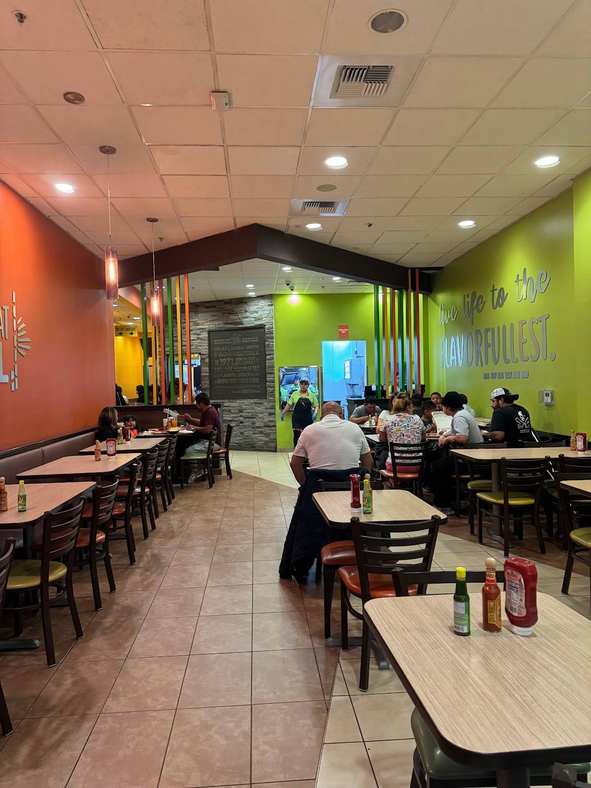 Pollo Campero restaurant in San Francisco - photo 9