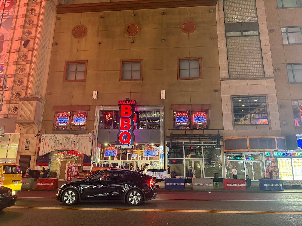 Dallas BBQ Times Square restaurant in New York - photo 5