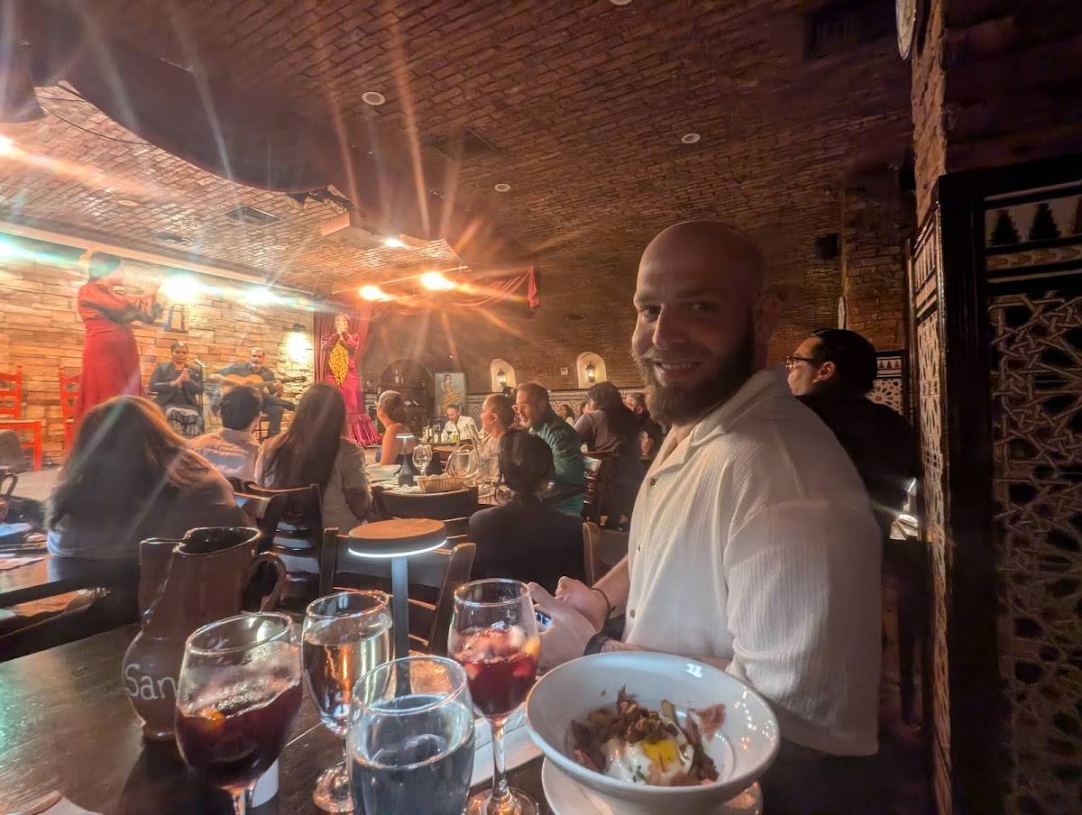 Cava Restaurant restaurant in Coral Gables - photo 9