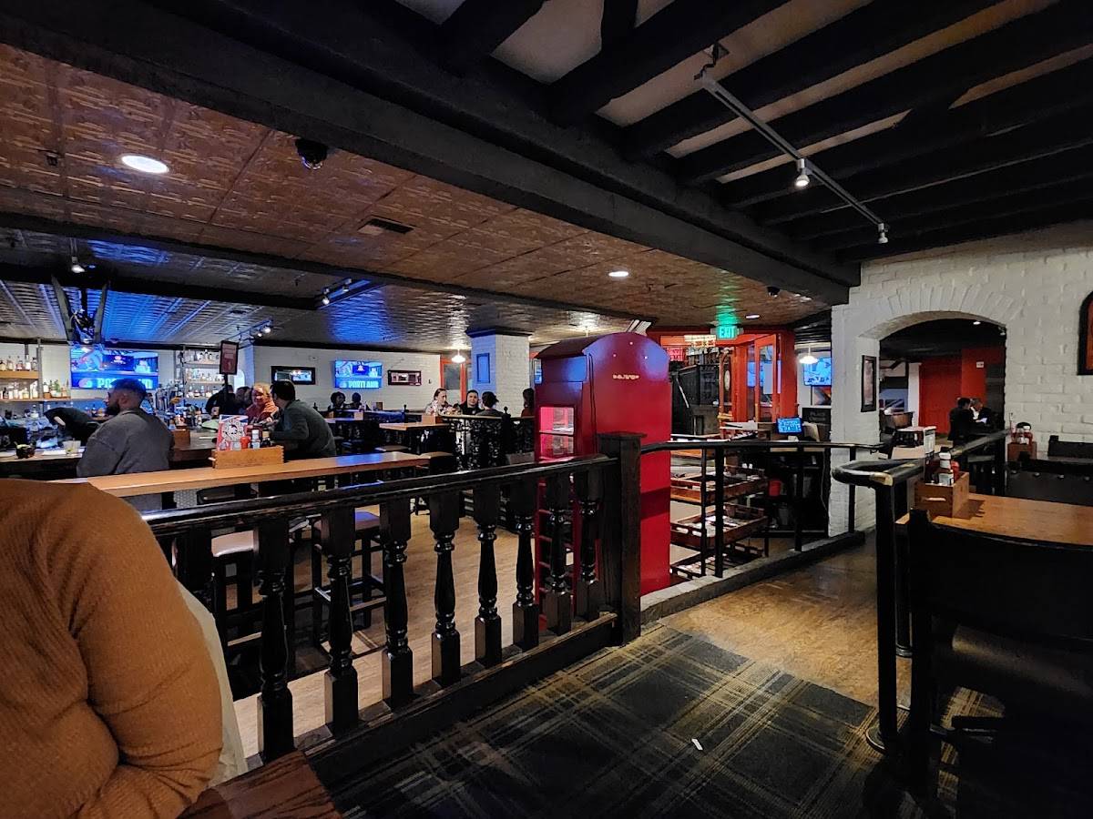 Elephant & Castle restaurant in Seattle - photo 5