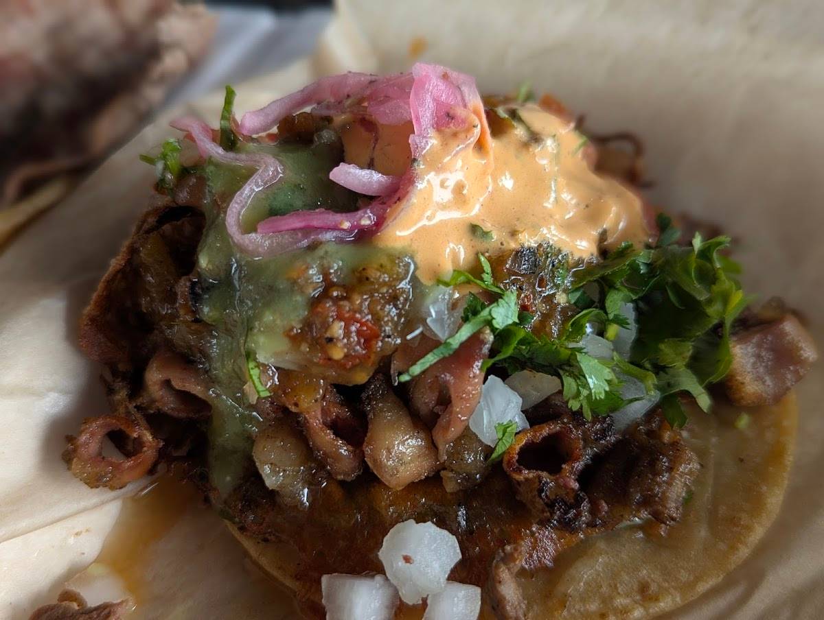 Tacos Los Cholos restaurant in Anaheim - photo 4