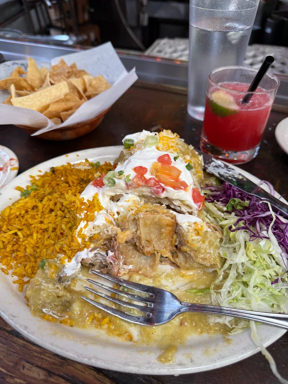 Aunt Chiladas Squaw Peak restaurant in Phoenix - photo 3