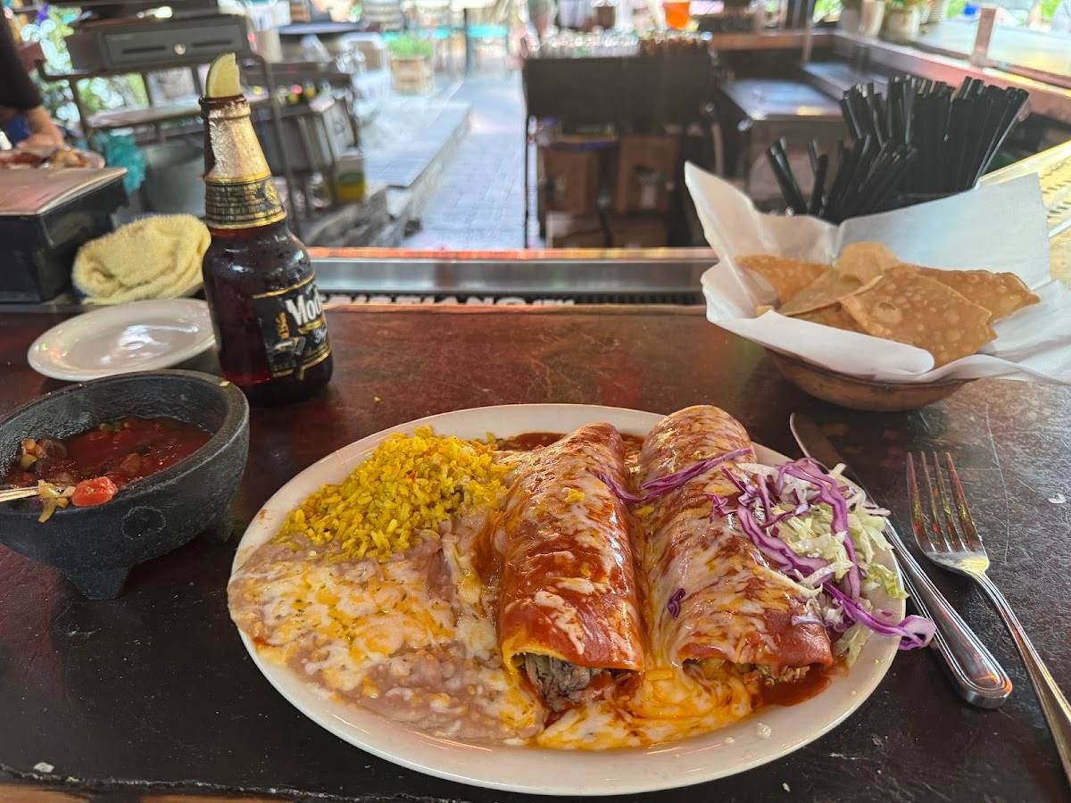 Aunt Chiladas Squaw Peak restaurant in Phoenix - photo 6
