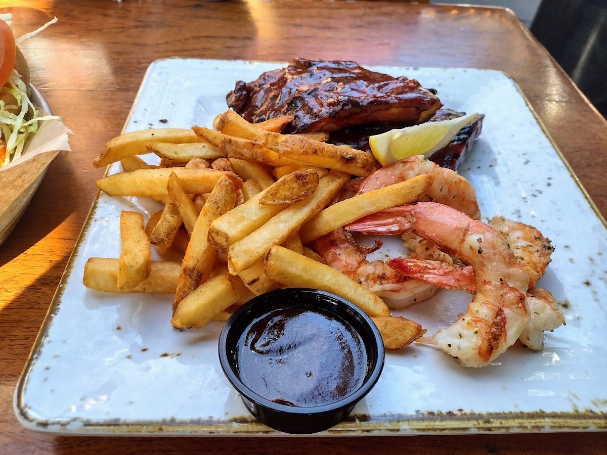 Bubba Gump Shrimp Co. restaurant in Los Angeles County - photo 8