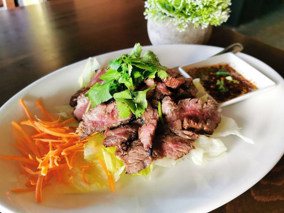 Srivilai Thai Cuisine restaurant in Seattle - photo 2