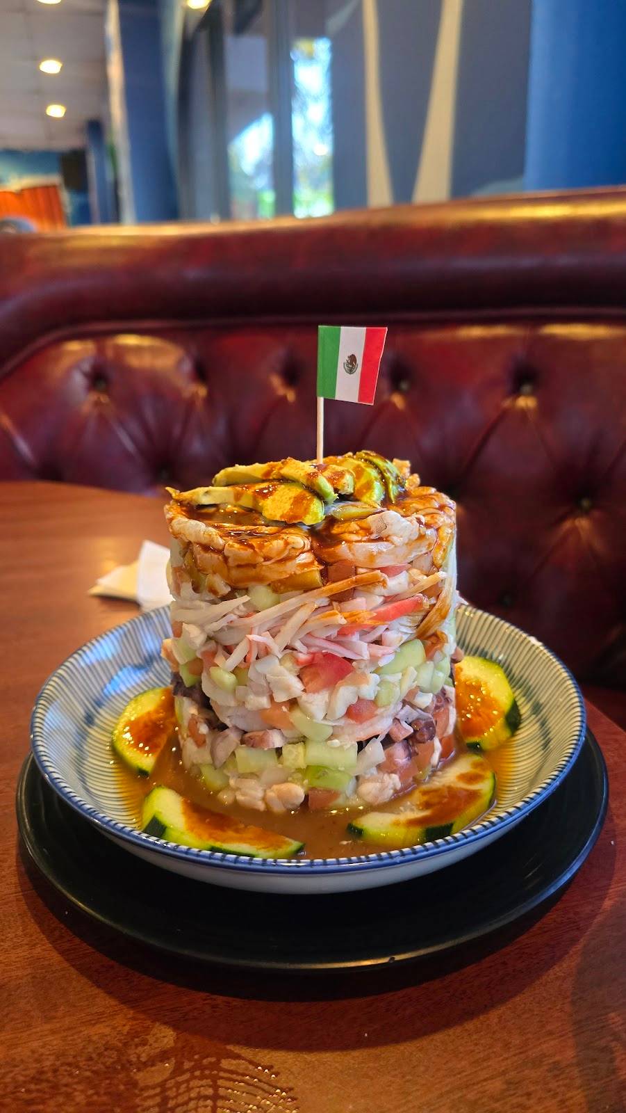 Mariscos Mi Lindo Sinaloa restaurant in Glendale - photo 5
