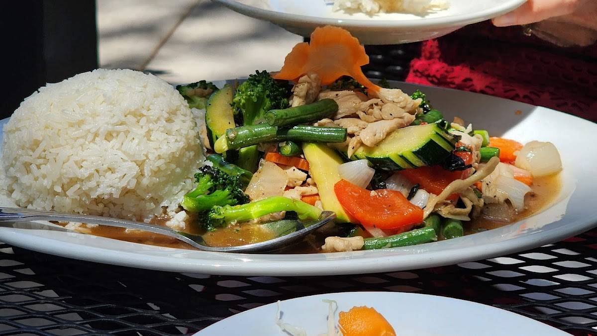 The Coconut Downtown restaurant in Reno - photo 7
