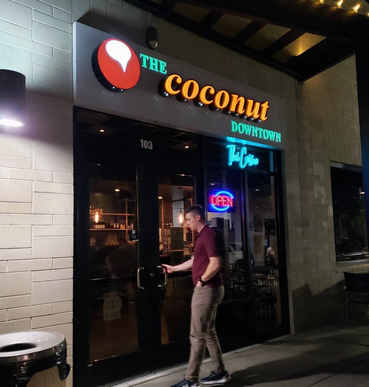 The Coconut Downtown restaurant in Reno - photo 8