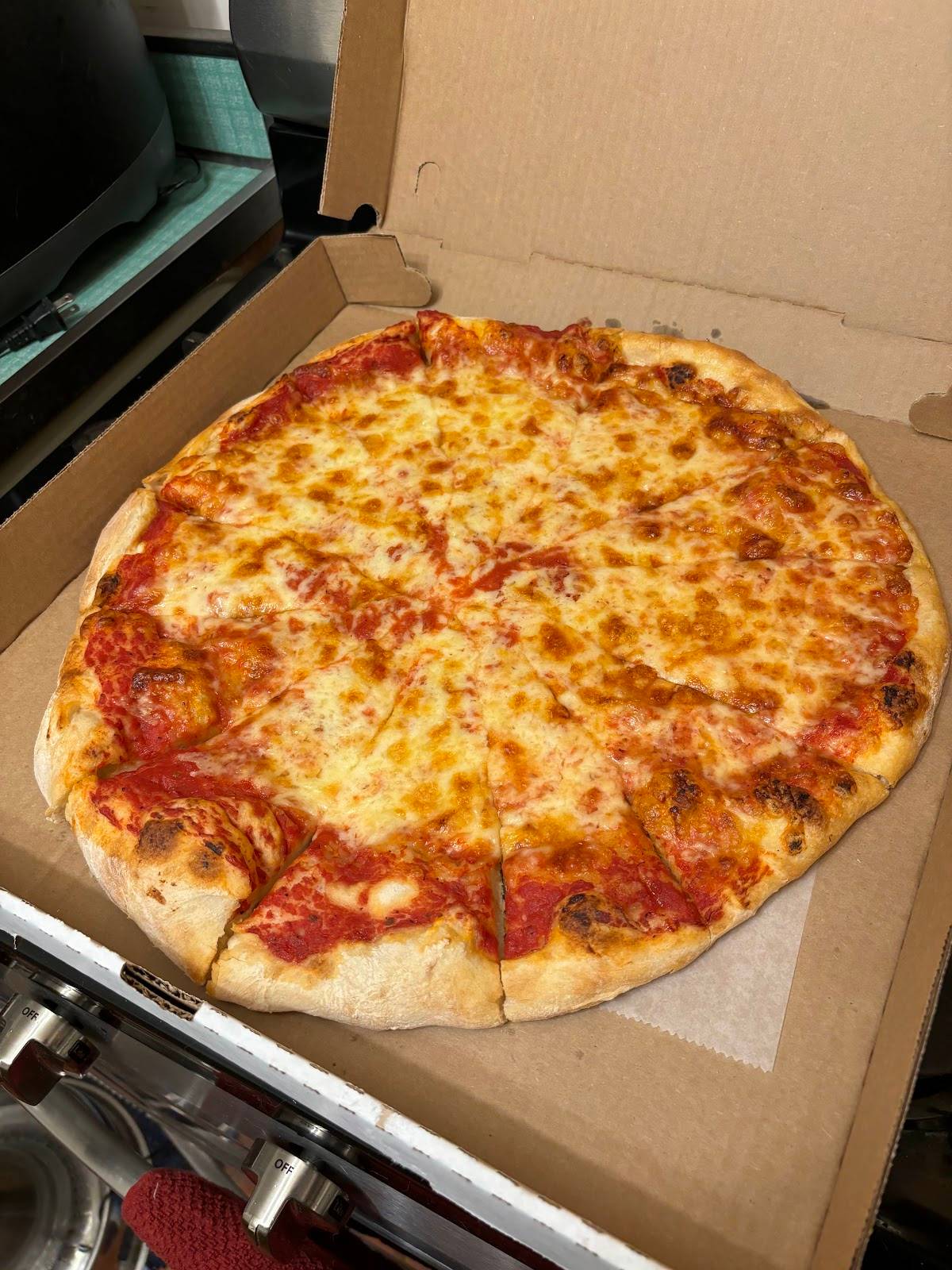 Fiori's Pizzaria restaurant in Pittsburgh - photo 2