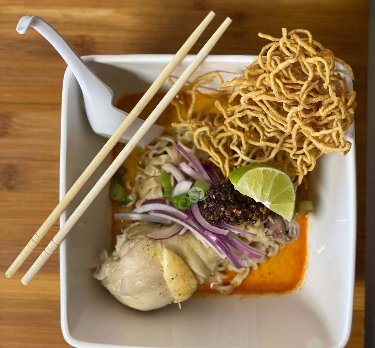Hidden Garden Thai Cuisine restaurant in Culver City - photo 2