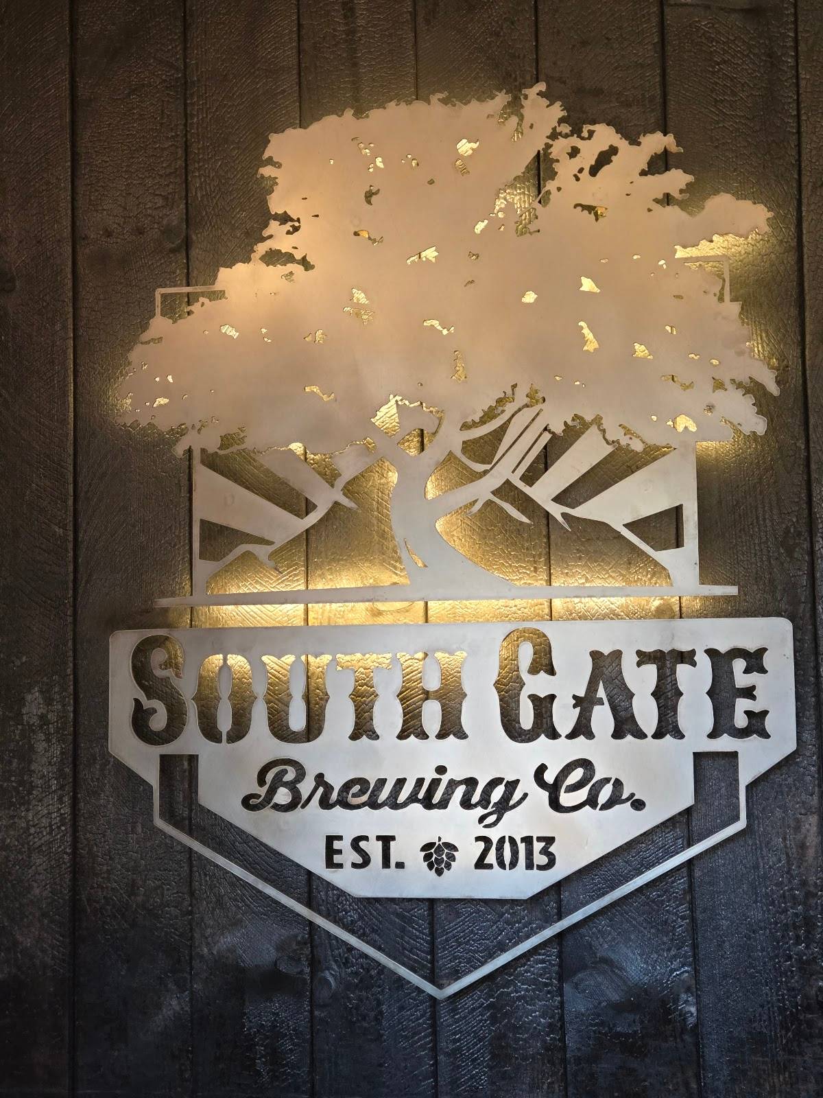 South Gate Brewing Company restaurant in Oakhurst - photo 10
